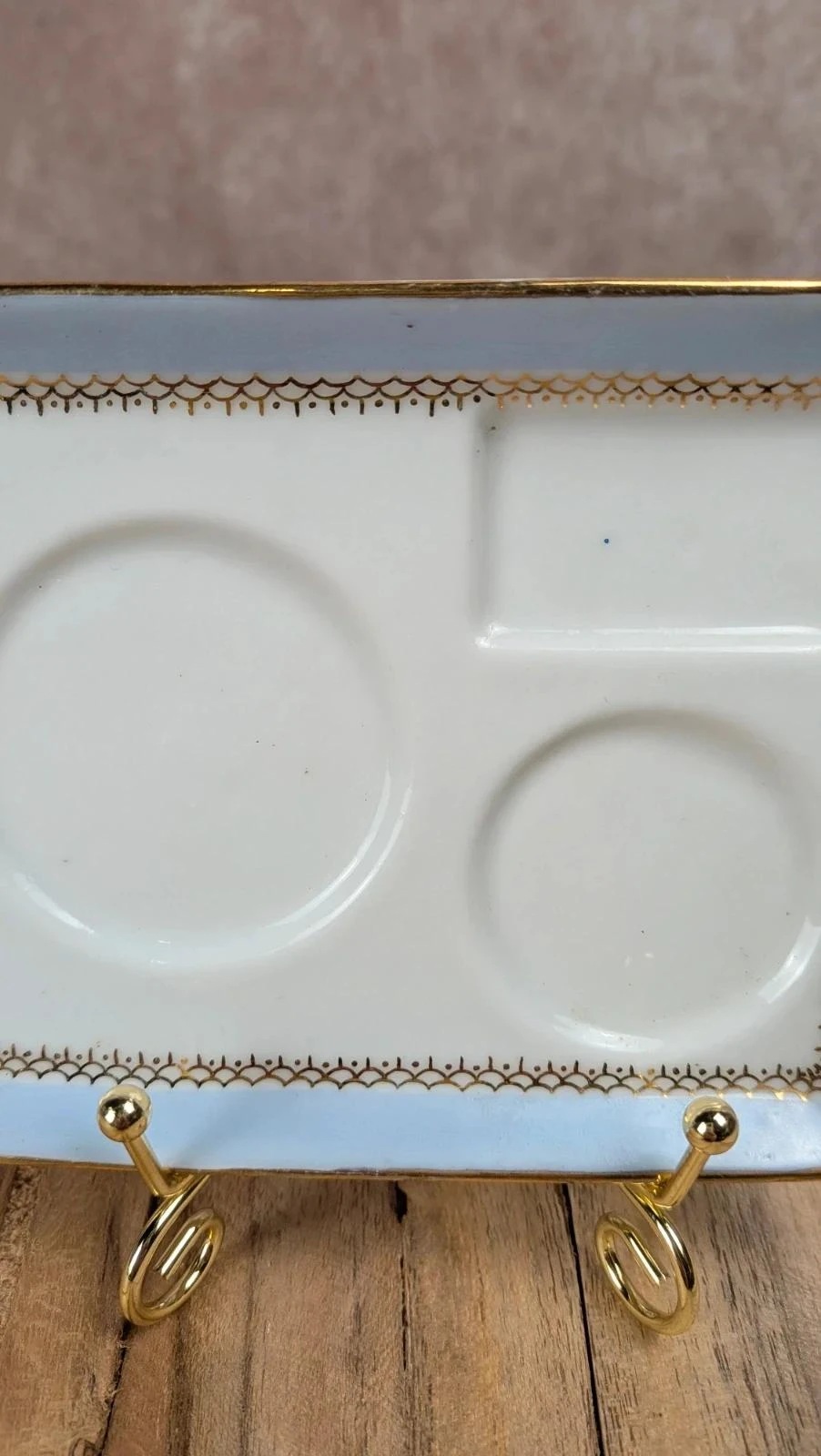 Petit plateau à thé en porcelaine de Limoges – décoré main H. Jourdain – photo 3